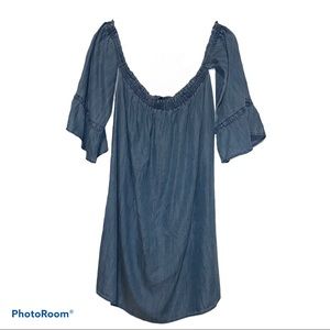 Off the shoulder AE dress